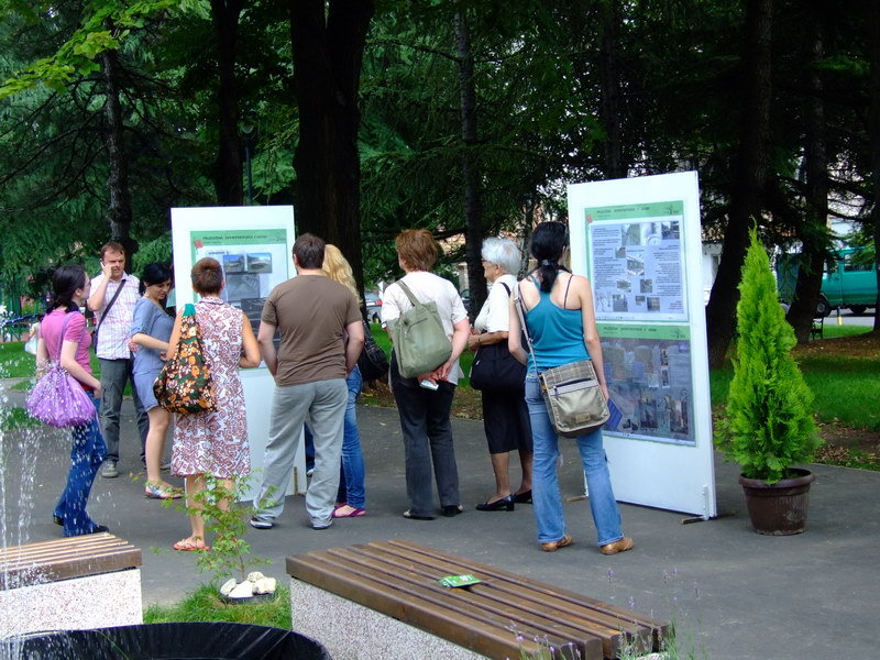 Izložba studentskih radova u Čuburskom parku
